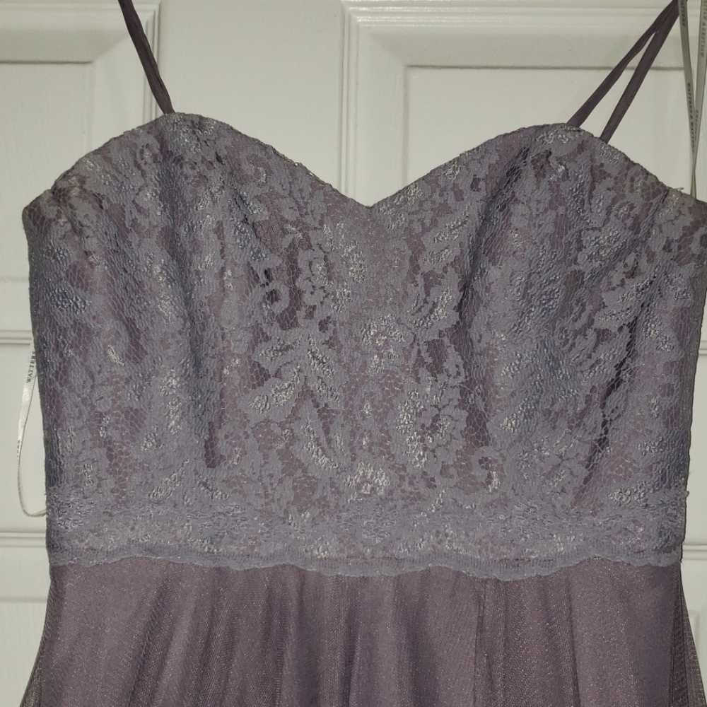 Dress - Picture 6 of 8